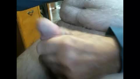 Snapshot of cczt154 chatting on 10/14/25, 05:14 CCzt154 online show from 10/14/25, 05:14