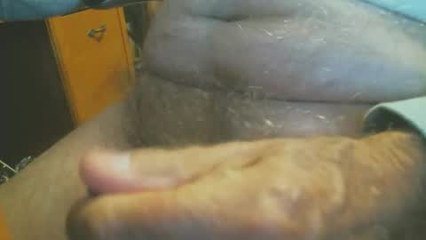 Snapshot of cczt154 chatting on 10/26/25, 04:13 CCzt154 online show from 10/26/25, 04:13