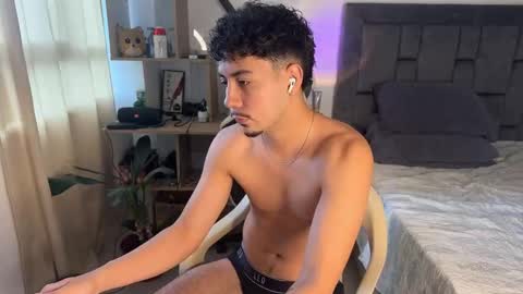 Snapshot of cdcanon chatting on 10/22/25, 08:08 Carlos online show from 10/22/25, 08:08