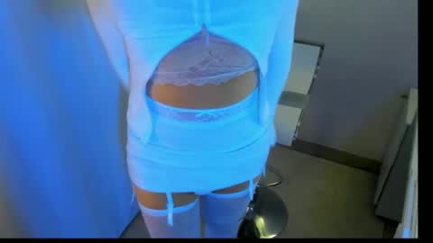 jijie online show from 06/07/26, 01:48