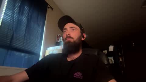 Snapshot of cdshorrock chatting on 06/11/26, 12:08 cdshorrock online show from 06/11/26, 12:08