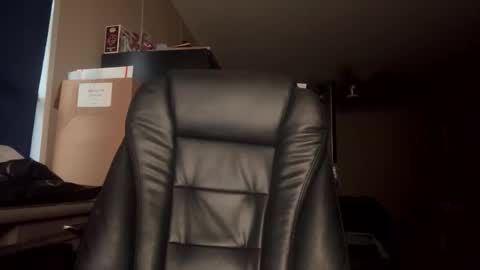 Snapshot of cdshorrock chatting on 06/11/26, 12:32 cdshorrock online show from 06/11/26, 12:32
