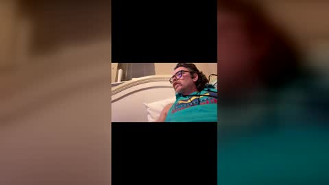 Snapshot of cdubz5000 chatting on 12/15/25, 06:39 cdubz5000 online show from 12/15/25, 06:39