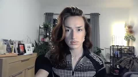 Snapshot of cececunt chatting on 12/20/24, 06:24 Ametrine online show from 12/20/24, 06:24