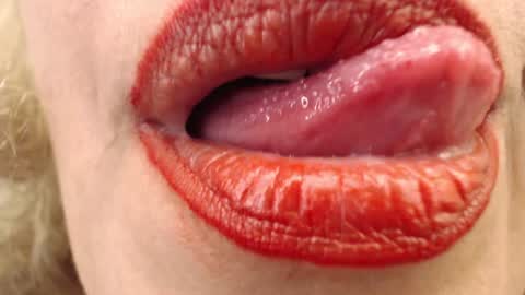 Snapshot of cecylya4u chatting on 01/19/25, 09:13 cecylya4u online show from 01/19/25, 09:13