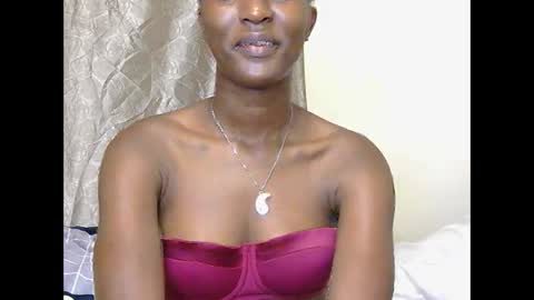 Snapshot of cee_queen chatting on 06/02/26, 02:30 cee_queen online show from 06/02/26, 02:30