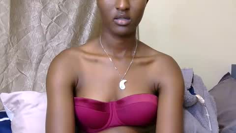 Snapshot of cee_queen chatting on 06/03/26, 03:09 cee_queen online show from 06/03/26, 03:09