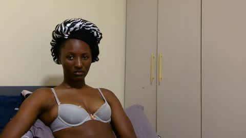 cee_queen online show from 07/14/26, 10:48