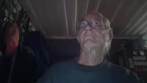 Chuck online show from 10/10/25, 02:10