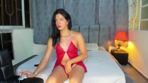 Snapshot of celeste_funnyy chatting on 12/23/25, 01:36 Andrea online show from 12/23/25, 01:36