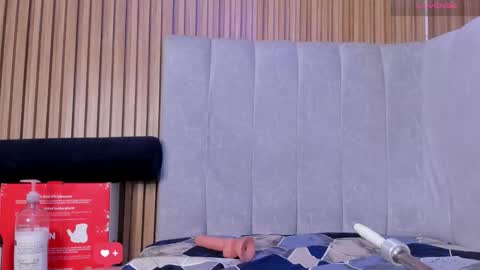 celeste_jhons1 online show from 10/18/25, 06:08