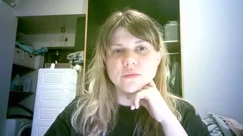 celeste_naughty_ online show from 02/25/26, 10:36