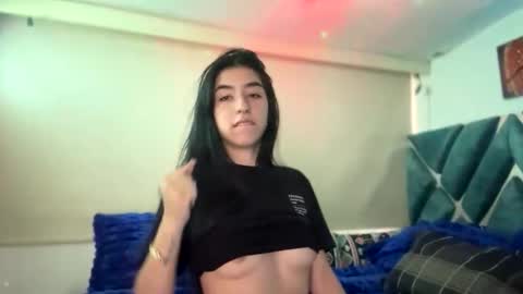 Snapshot of celeste_rous__ chatting on 12/22/25, 04:04 Celeste online show from 12/22/25, 04:04