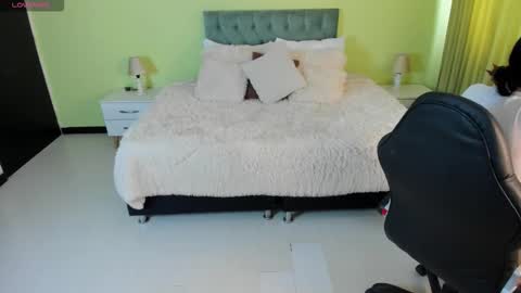 Snapshot of celeste_rous__ chatting on 02/11/26, 12:21 Celeste online show from 02/11/26, 12:21