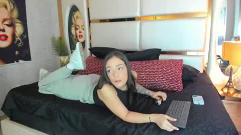 celeste_starsss online show from 07/18/26, 09:07