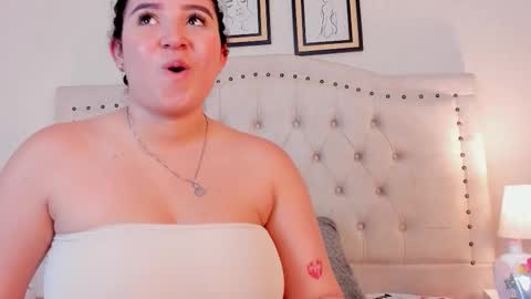 Snapshot of celeste_storms chatting on 10/28/25, 12:09 CELESTE MIRANDA online show from 10/28/25, 12:09