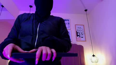 Celeste online show from 05/06/26, 11:15