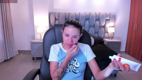 celestee_rain online show from 09/24/25, 11:13