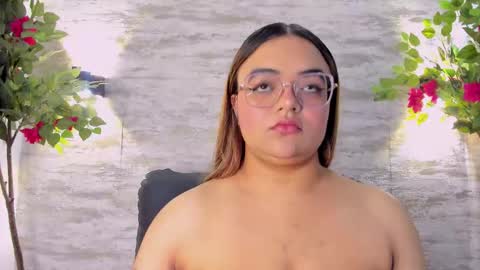 Snapshot of celestemc_26 chatting on 10/31/25, 03:29 CELESTE online show from 10/31/25, 03:29