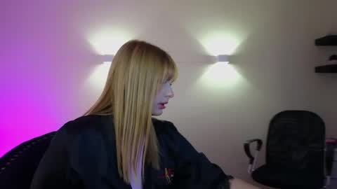 Snapshot of celestenoa chatting on 05/23/26, 11:58 celesteNoa online show from 05/23/26, 11:58