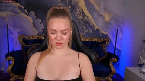 Snapshot of celestenoirr chatting on 11/05/25, 07:52 celestenoirr online show from 11/05/25, 07:52