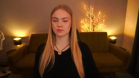 Snapshot of celestenoirr chatting on 12/02/25, 07:47 celestenoirr online show from 12/02/25, 07:47