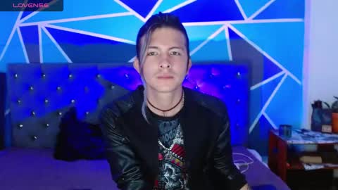 I am Valentinn online show from 10/07/25, 10:07