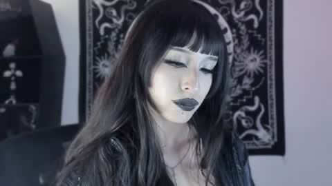   online show from 06/10/26, 02:23