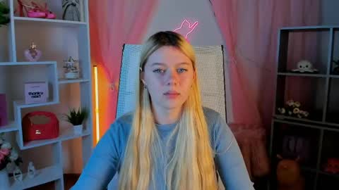 Snapshot of celestinemauriac chatting on 04/30/26, 07:53 your cute kitty online show from 04/30/26, 07:53