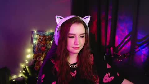 Snapshot of celia_sensual_ chatting on 04/17/26, 06:55 celia_sensual_ online show from 04/17/26, 06:55