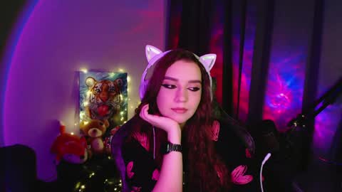 Snapshot of celia_sensual_ chatting on 06/04/26, 07:53 celia_sensual_ online show from 06/04/26, 07:53