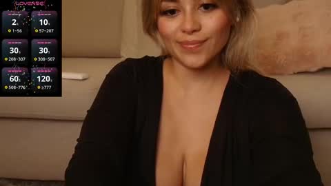 Celia online show from 11/17/25, 06:08