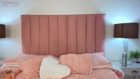 Snapshot of celine_golden chatting on 11/11/25, 10:54 CELINE online show from 11/11/25, 10:54