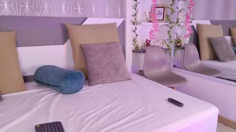 Snapshot of celine_lee chatting on 11/22/25, 04:17 Celine online show from 11/22/25, 04:17