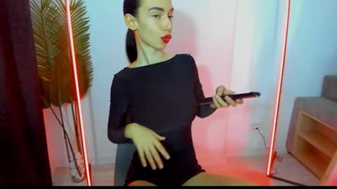 Snapshot of celine_roxelle chatting on 10/21/25, 06:08 Celine Roxelle online show from 10/21/25, 06:08