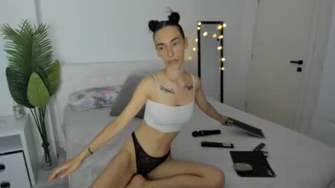 Celine Roxelle online show from 07/07/26, 05:50