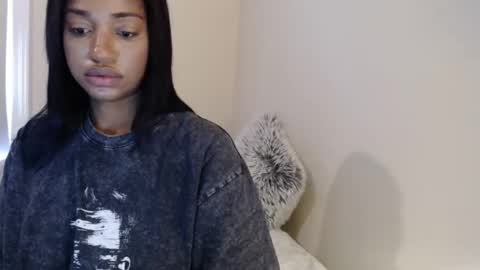 Snapshot of celinecostas chatting on 09/16/25, 11:55 Celine Costas online show from 09/16/25, 11:55