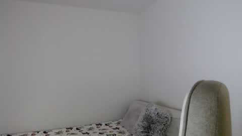 Snapshot of celinecostas chatting on 10/23/25, 02:44 Celine Costas online show from 10/23/25, 02:44