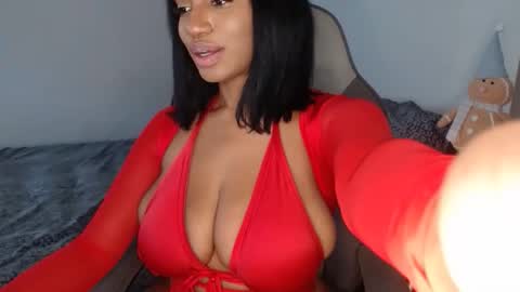 Snapshot of celinecostas chatting on 12/04/25, 07:55 Celine Costas online show from 12/04/25, 07:55