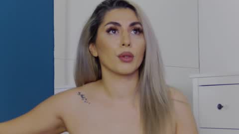 Snapshot of celinemeyerr chatting on 10/11/25, 05:28 CelineMeyer online show from 10/11/25, 05:28