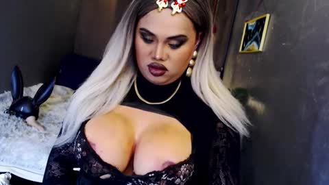 Snapshot of cellinekittcumerr chatting on 11/24/25, 06:40 cellinekittcumerr online show from 11/24/25, 06:40