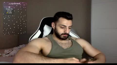 Snapshot of cemilyoztt chatting on 06/13/26, 07:01 cemilyoztt online show from 06/13/26, 07:01