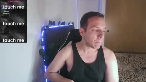 Snapshot of cerso1 chatting on 09/30/25, 01:10 Cerso online show from 09/30/25, 01:10