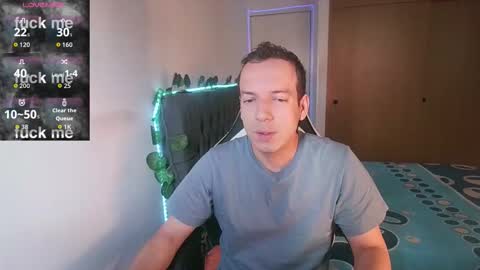 Snapshot of cerso1 chatting on 10/01/25, 12:44 Cerso online show from 10/01/25, 12:44