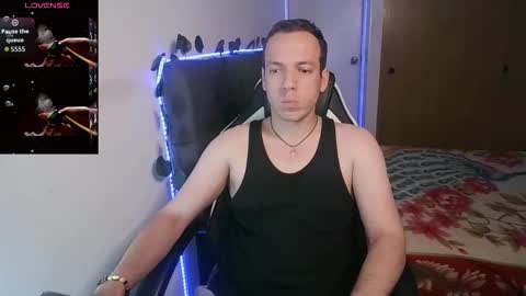 Snapshot of cerso1 chatting on 11/25/25, 02:22 Cerso online show from 11/25/25, 02:22