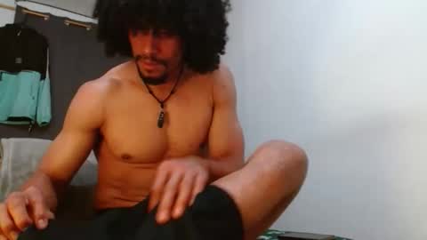 Snapshot of cesar_master_ chatting on 10/22/25, 03:18 cesar_master_ online show from 10/22/25, 03:18