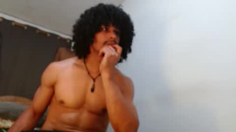 Snapshot of cesar_master_ chatting on 10/22/25, 10:20 cesar_master_ online show from 10/22/25, 10:20