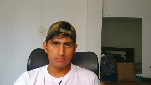 Snapshot of cesarex148 chatting on 02/03/25, 09:29 Cesar online show from 02/03/25, 09:29