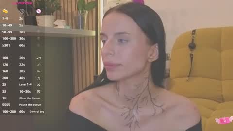Livia online show from 07/04/26, 10:16