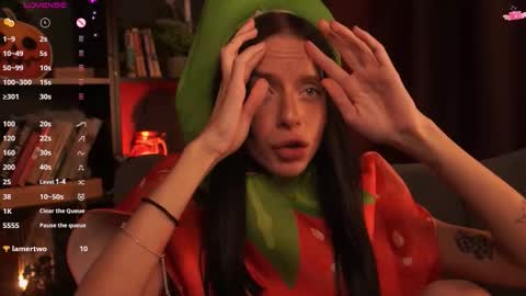 Snapshot of ceserisu chatting on 10/30/25, 09:37 Casey online show from 10/30/25, 09:37